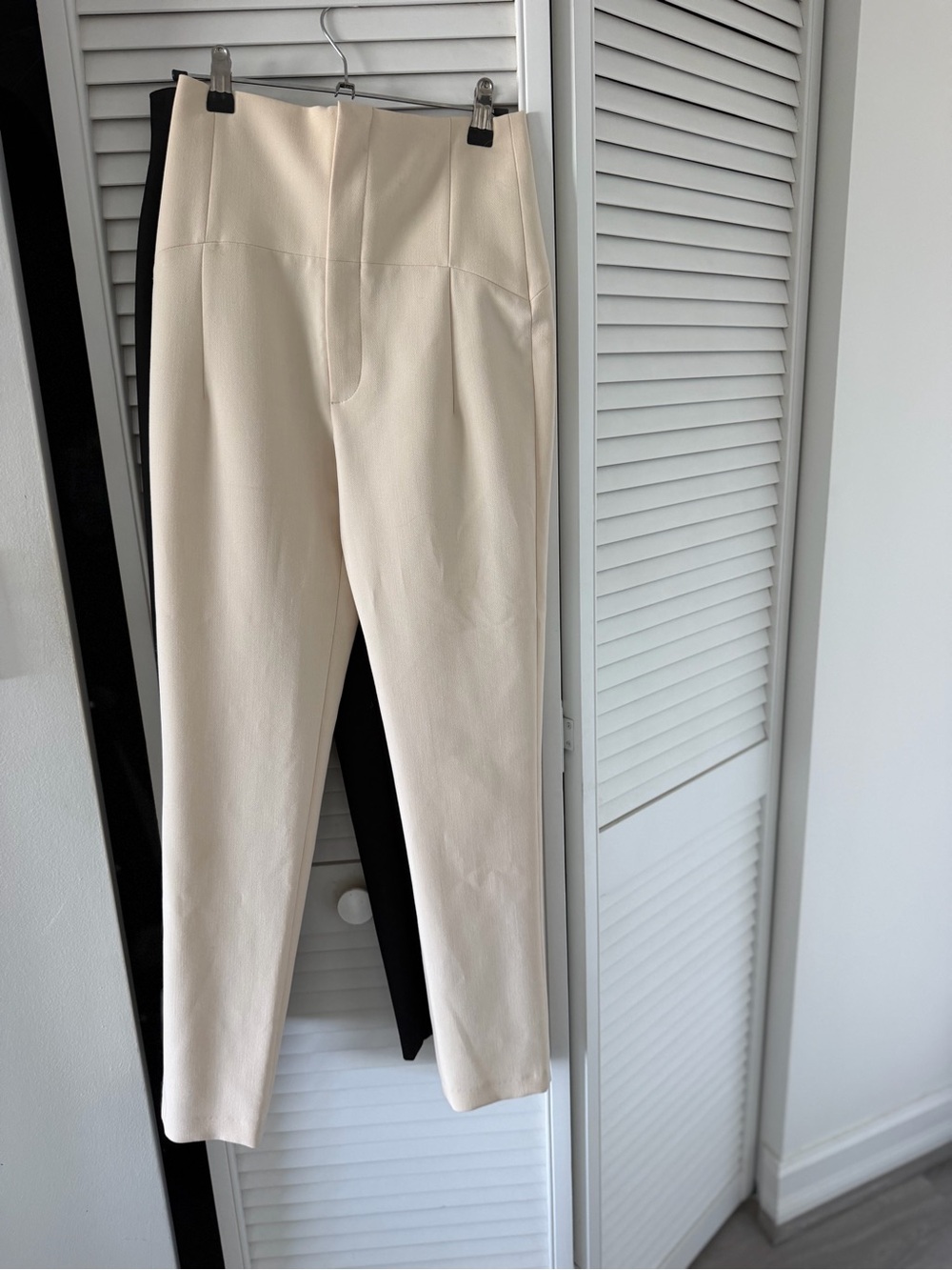 Zara Cream and Black Slim High-Waist Pants 2 pairs. Both XS